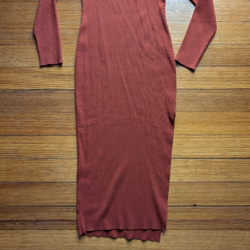Orange Ribbed Knit Dress - Picture 4 of 10